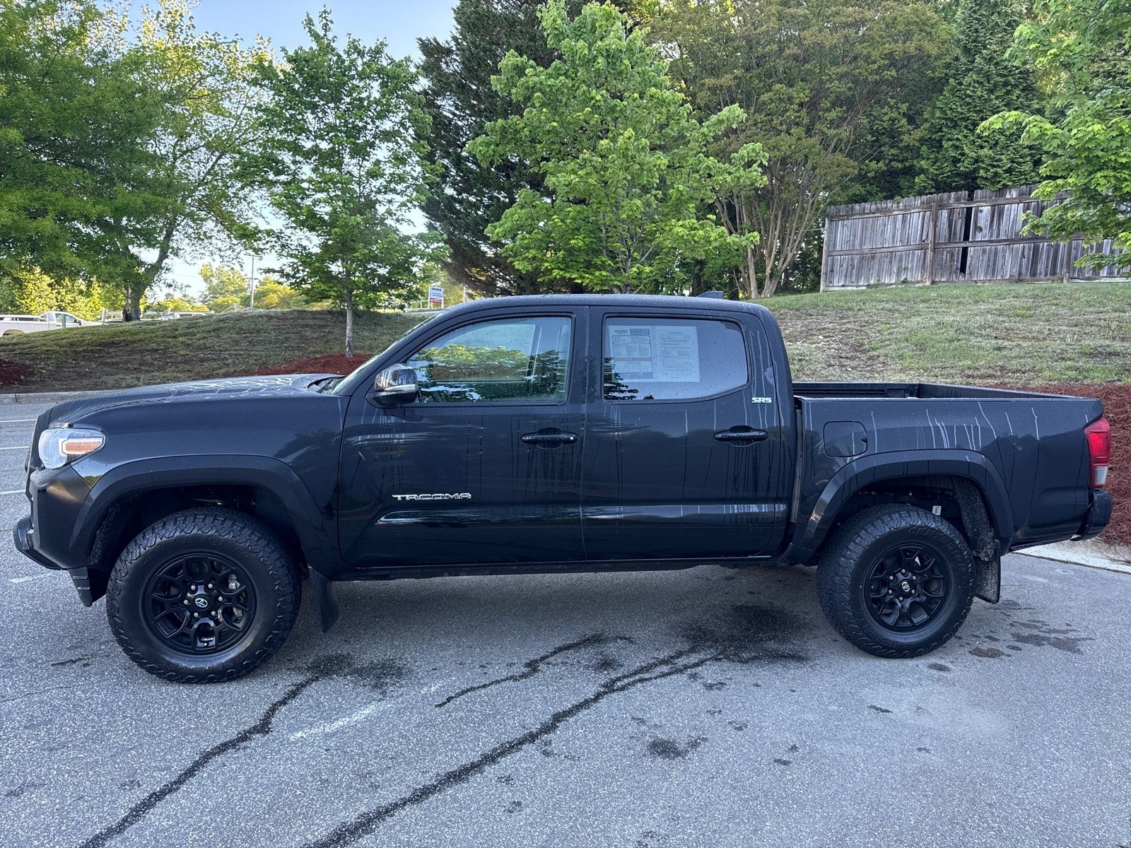 2022 Toyota Tacoma 2WD SR5