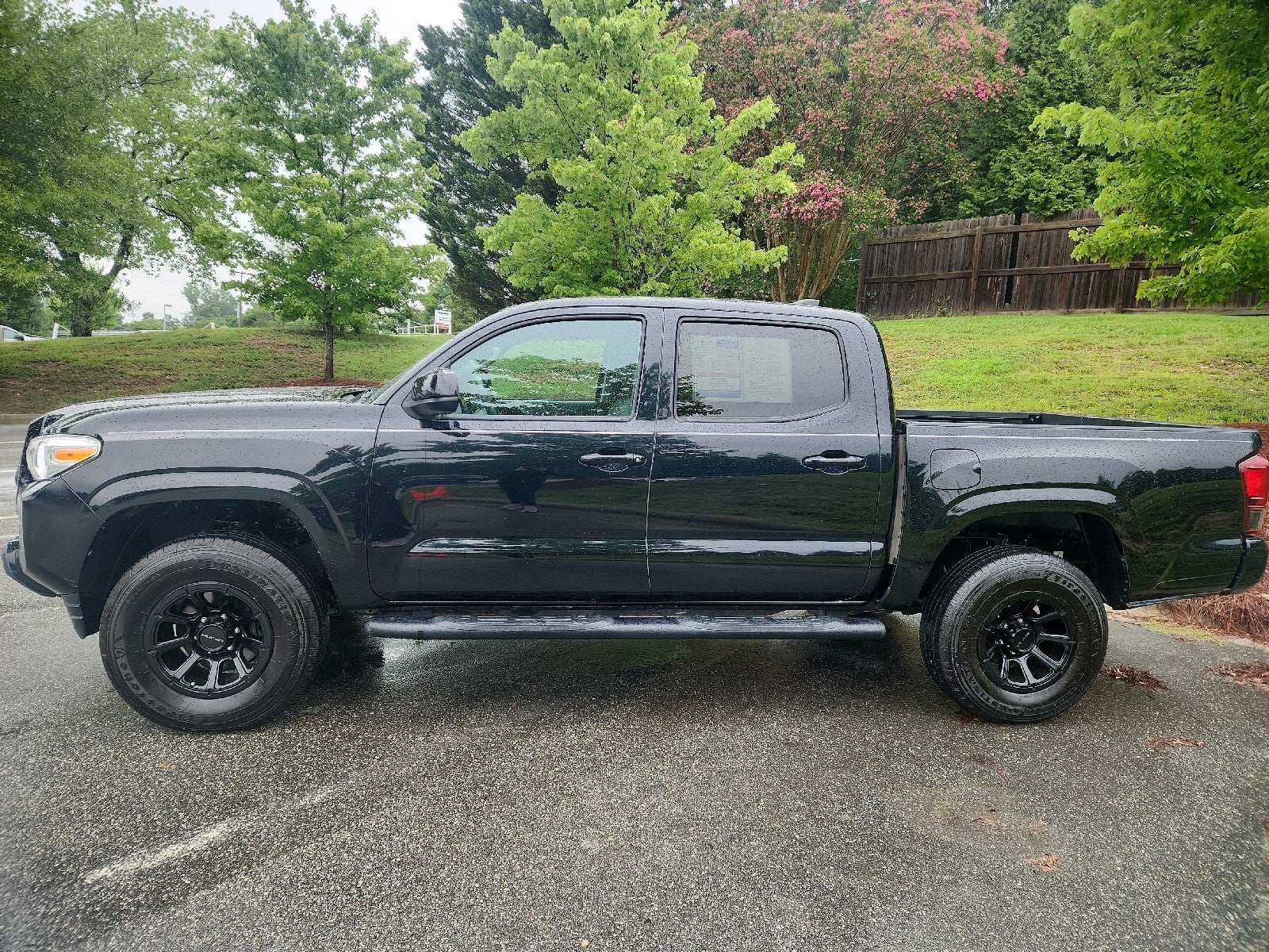 2022 Toyota Tacoma 4WD SR
