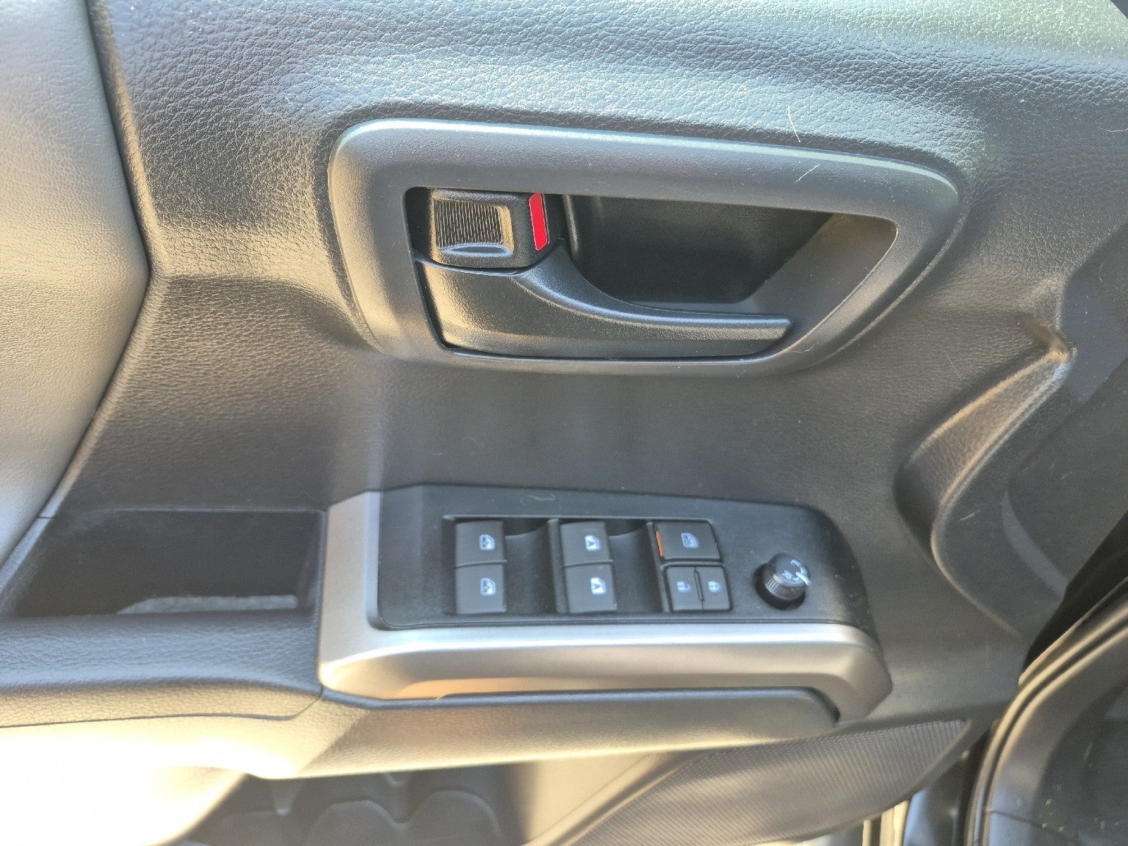 2023 Toyota Tacoma 4WD SR5