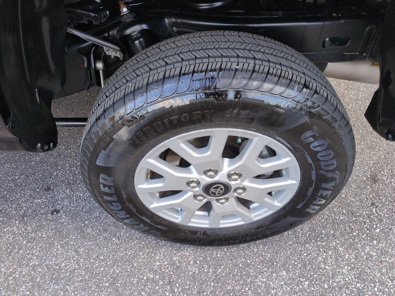 2025 Toyota Tacoma 2WD SR5