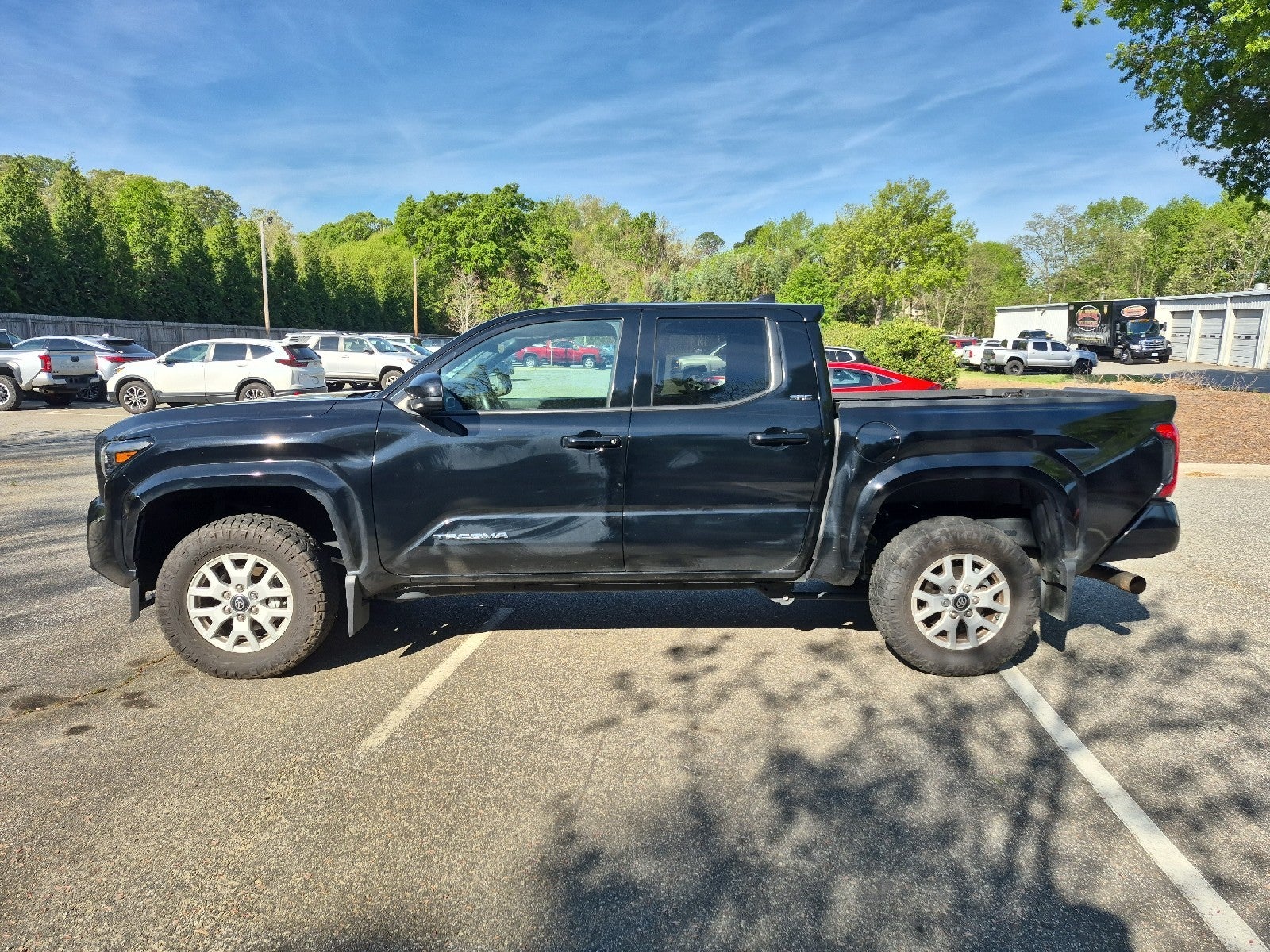 2025 Toyota Tacoma 4WD SR5