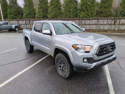 2022 Toyota Tacoma 4WD SR5