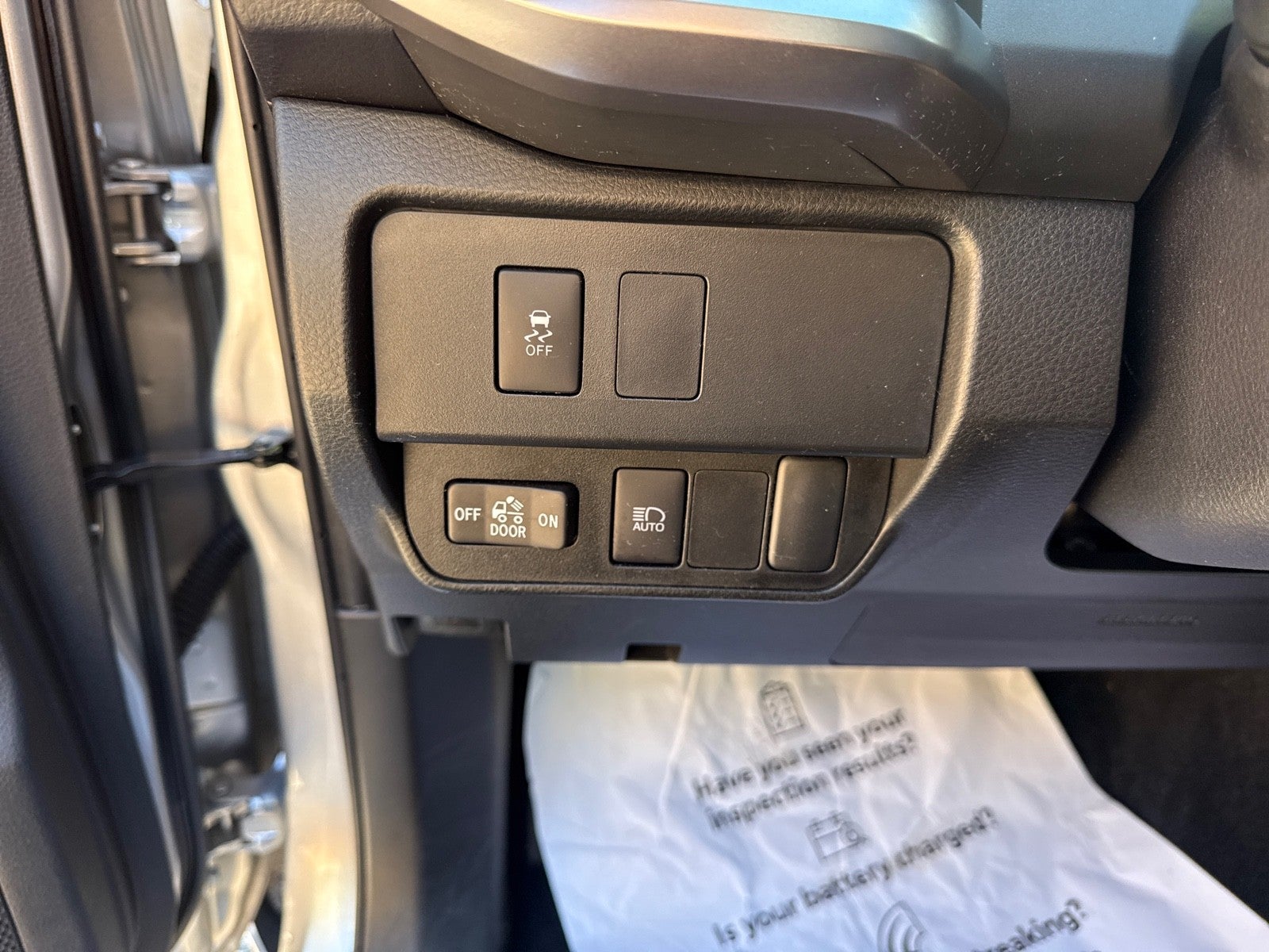 2022 Toyota Tacoma 4WD SR5