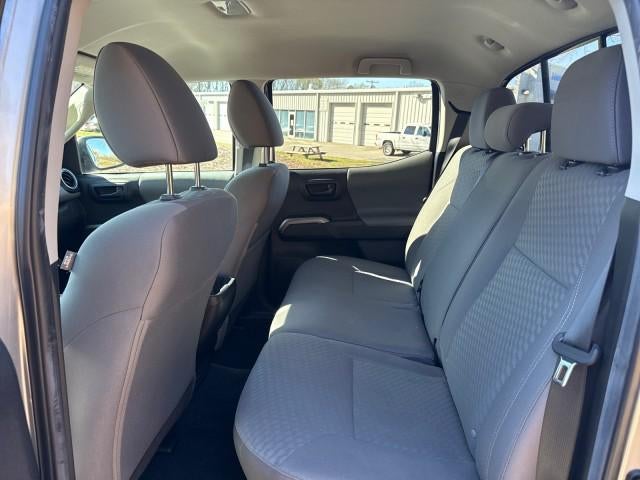 2022 Toyota Tacoma 4WD SR5