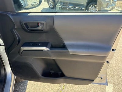 2022 Toyota Tacoma 4WD SR5