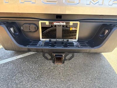 2022 Toyota Tacoma 4WD SR5