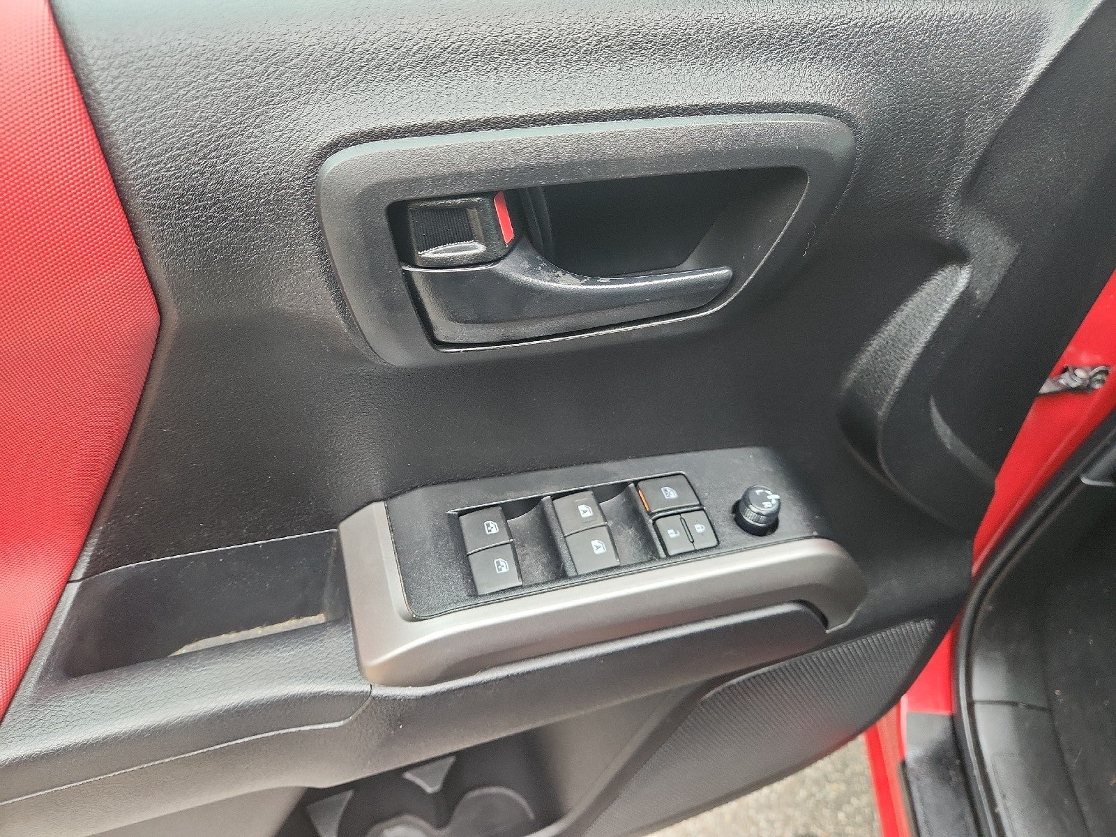 2023 Toyota Tacoma 4WD SR5
