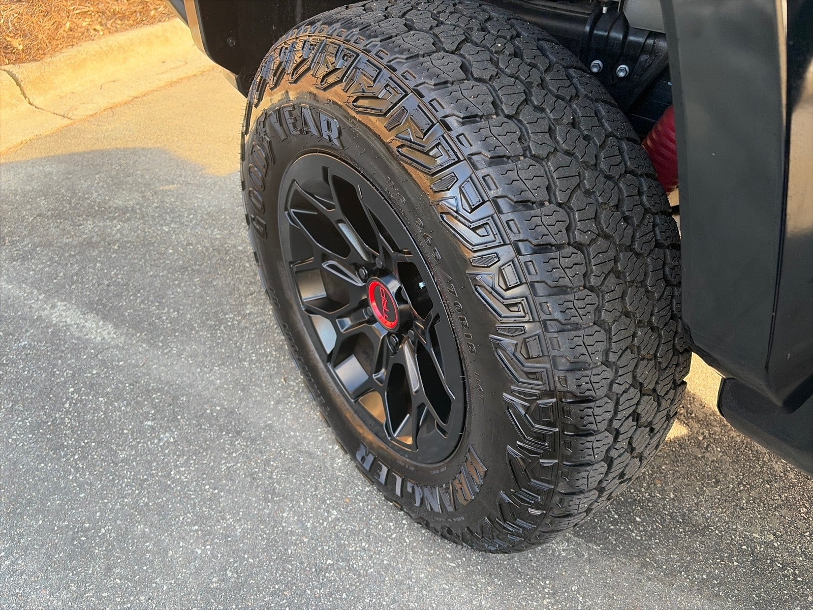 2025 Toyota Tacoma 4WD TRD Pro Hybrid