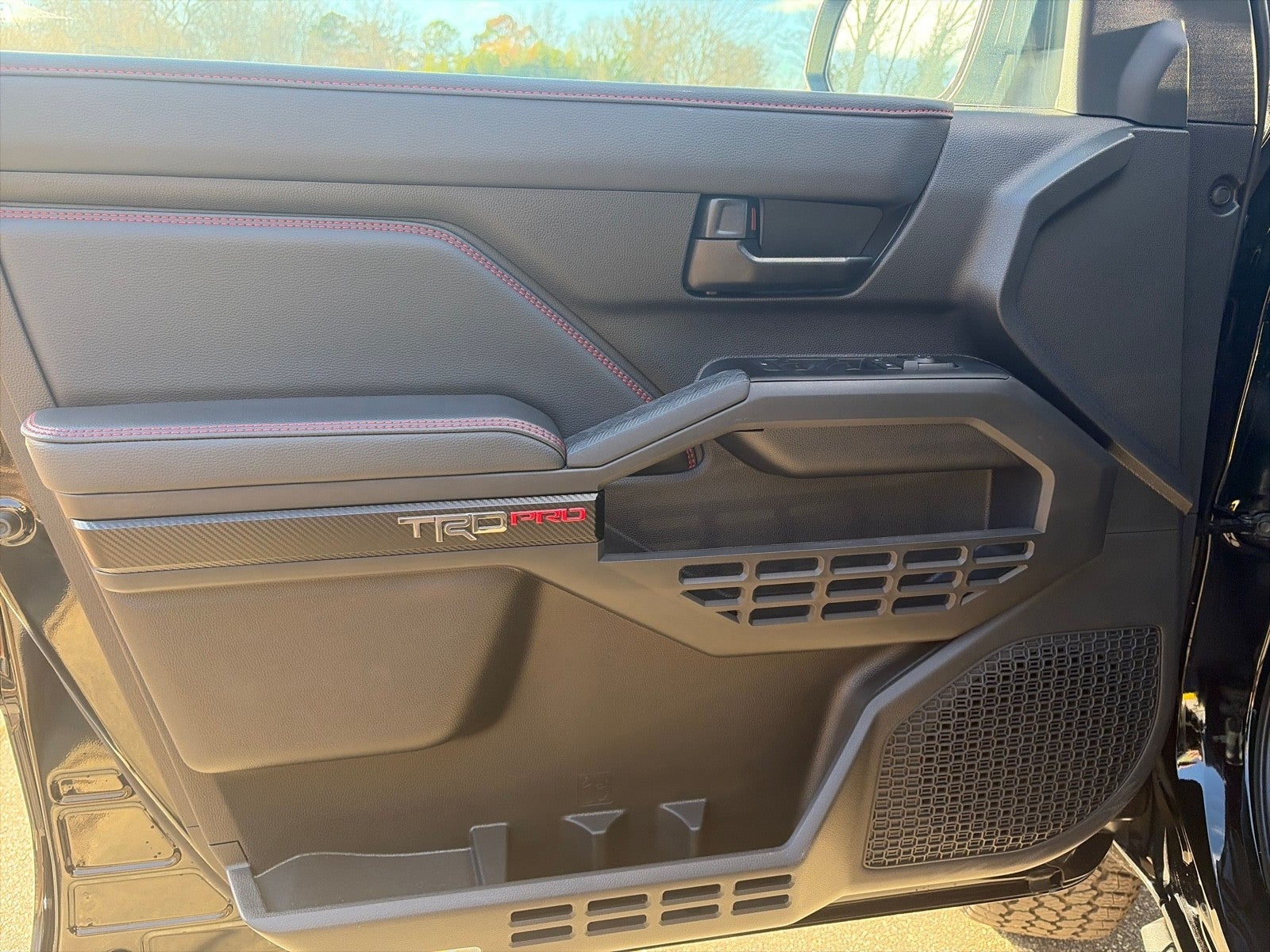 2025 Toyota Tacoma 4WD TRD Pro Hybrid