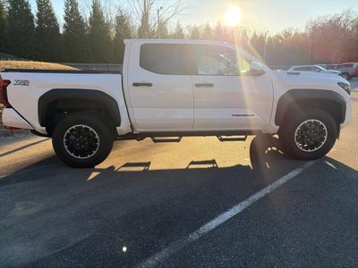 2024 Toyota Tacoma 4WD TRD Off Road Hybrid