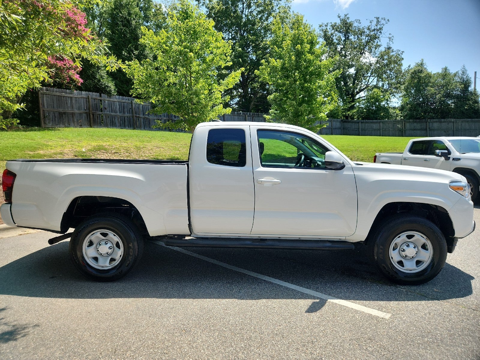 2022 Toyota Tacoma 2WD SR