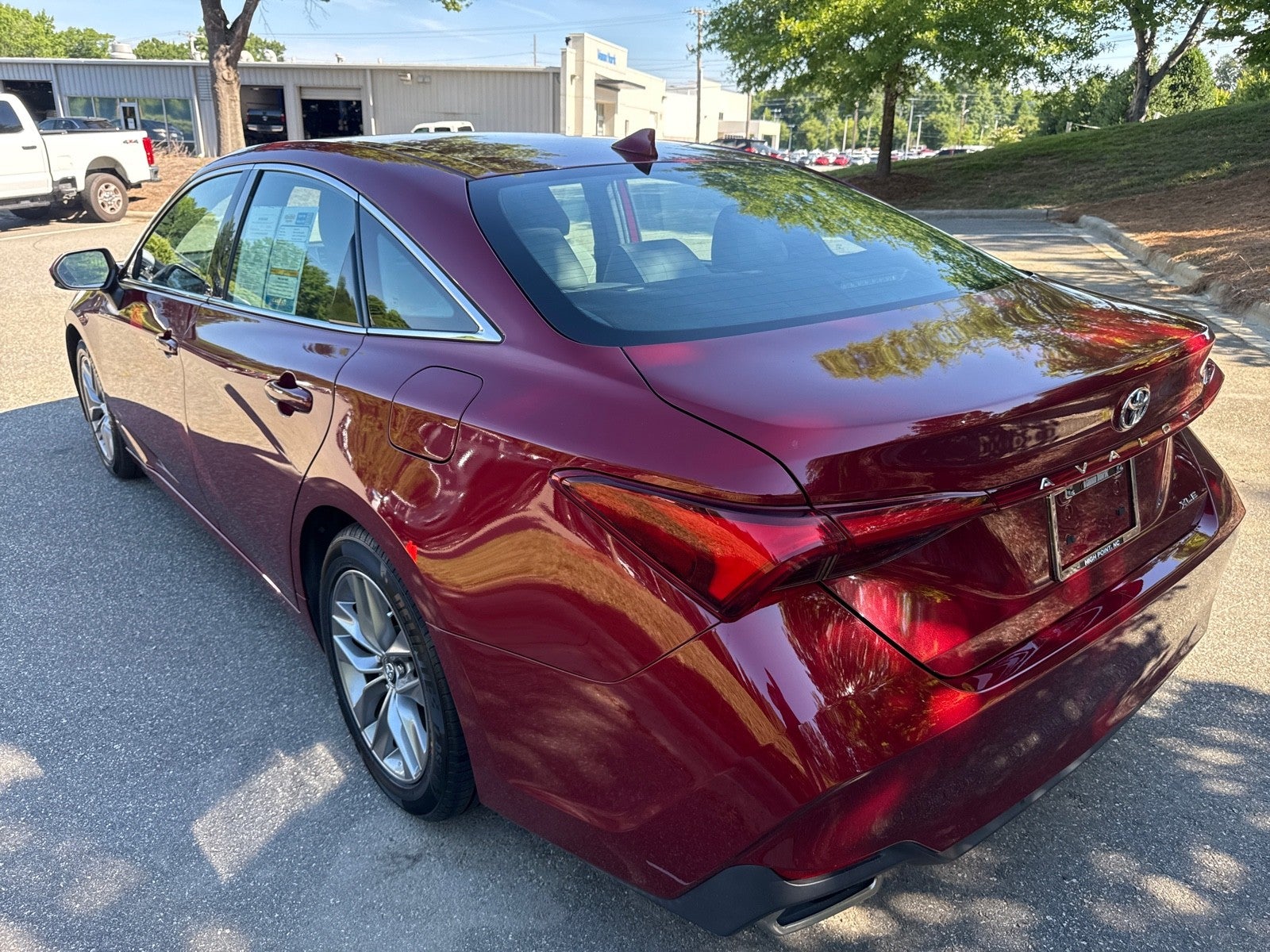 2020 Toyota Avalon XLE