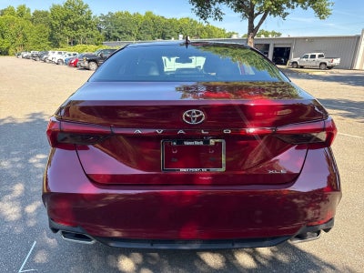 2020 Toyota Avalon XLE