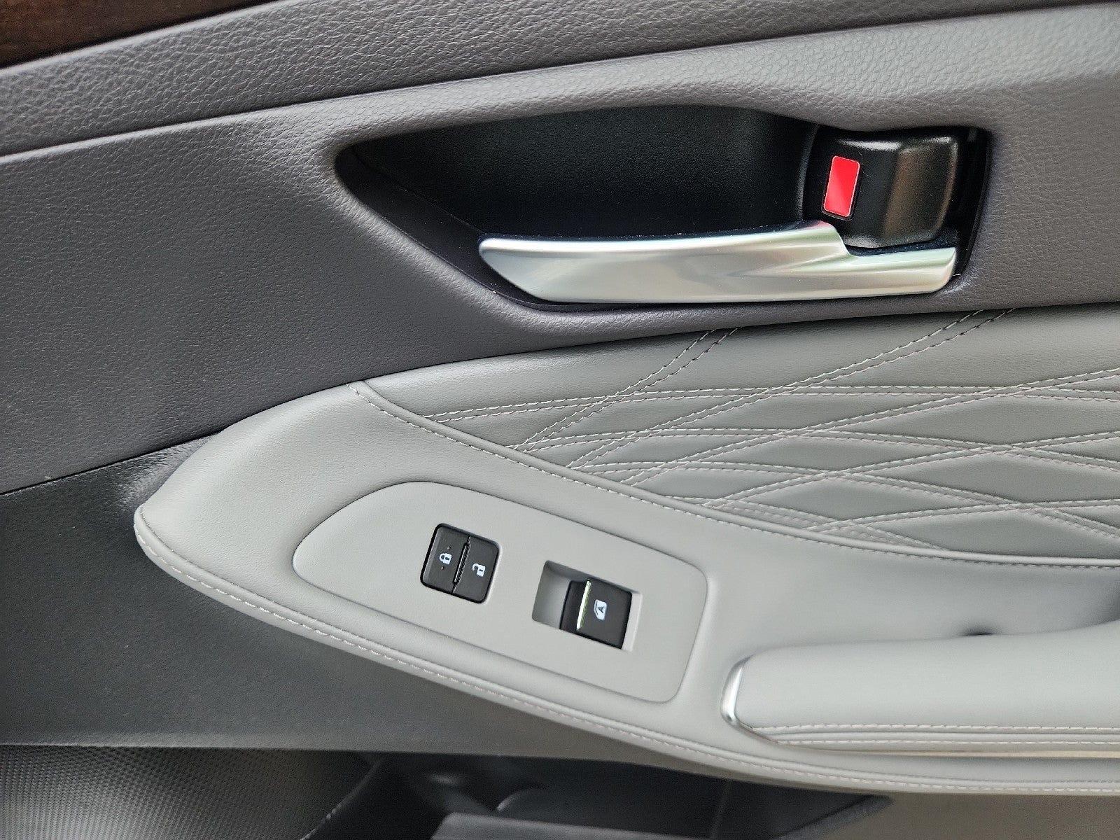 2019 Toyota Avalon Hybrid Limited