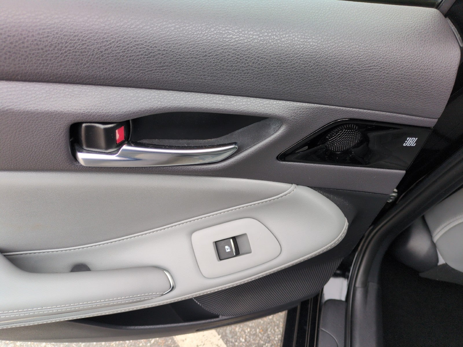 2019 Toyota Avalon XLE