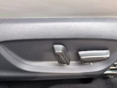 2019 Toyota Avalon XLE