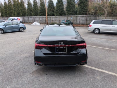 2019 Toyota Avalon XLE