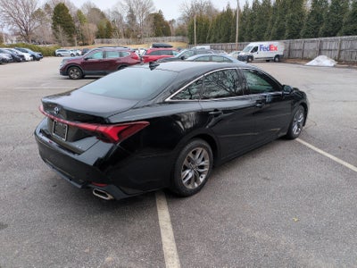2019 Toyota Avalon XLE