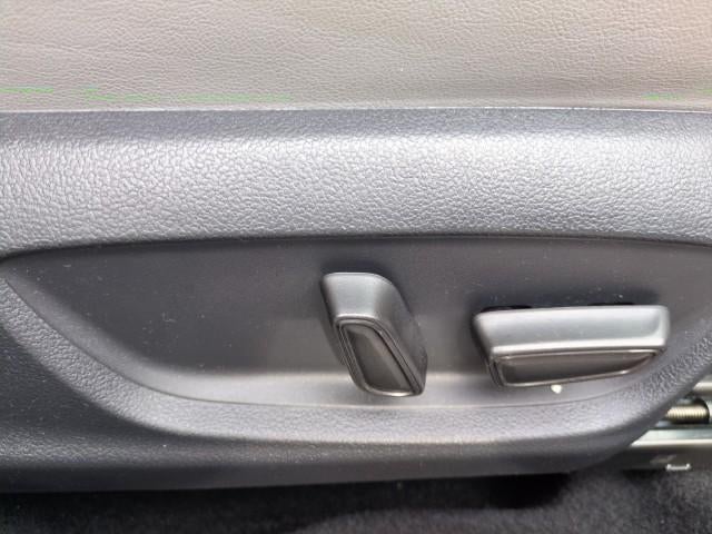 2019 Toyota Avalon XLE