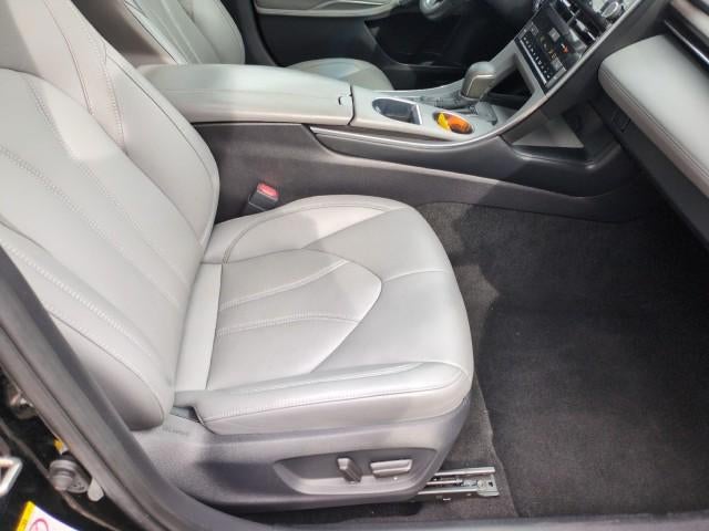 2019 Toyota Avalon XLE