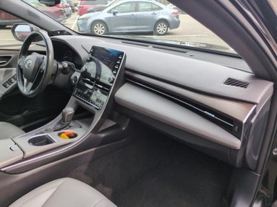 2019 Toyota Avalon XLE
