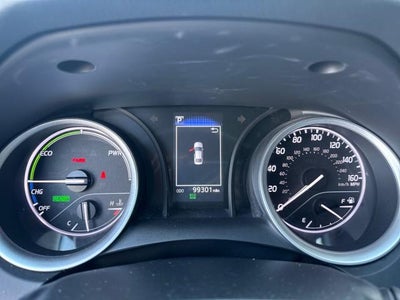 2022 Toyota Camry Hybrid LE