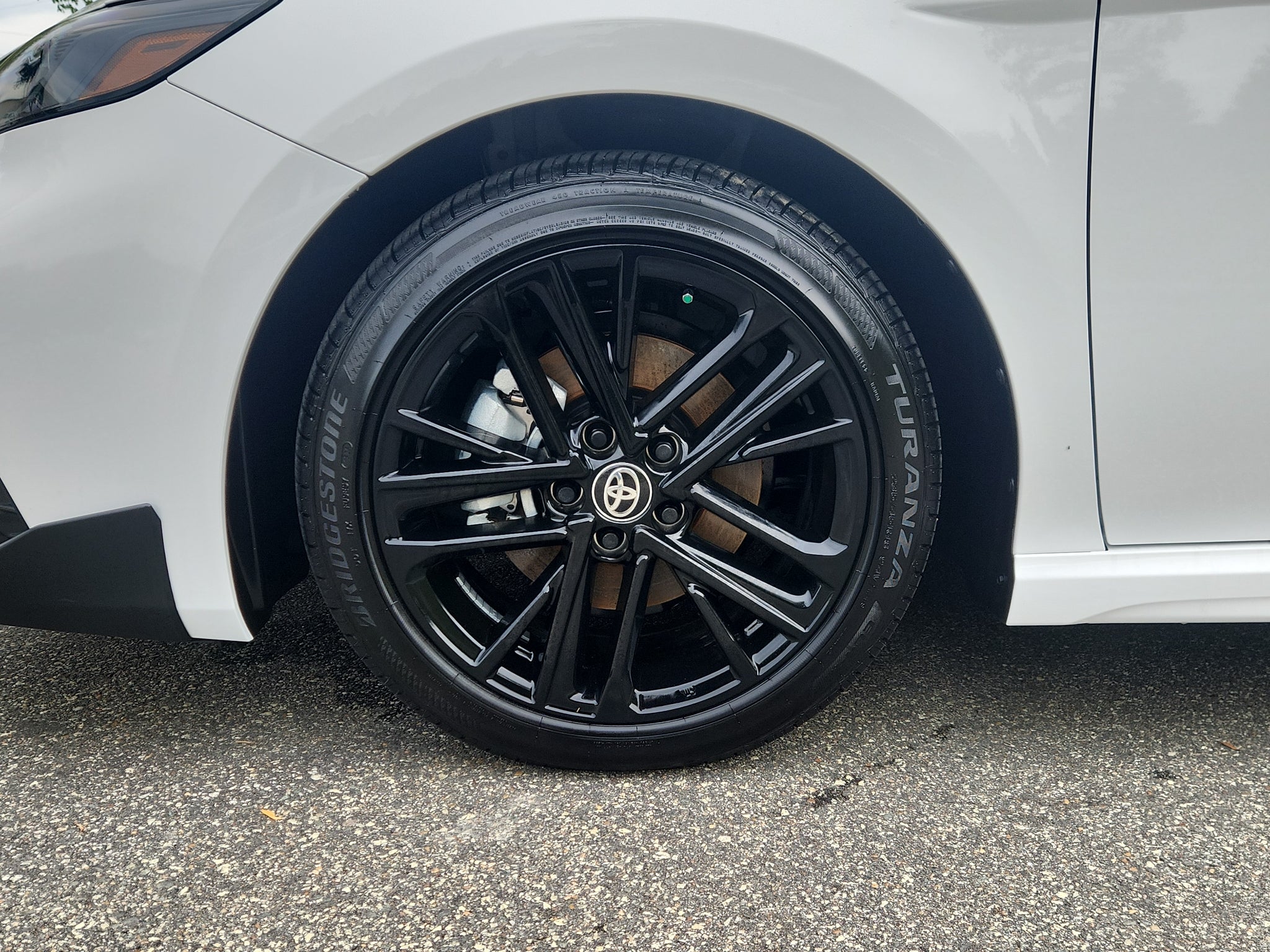 2026 Toyota Camry Hybrid SE