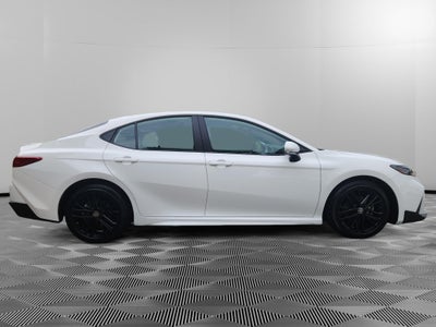 2026 Toyota Camry Hybrid SE