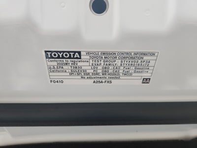 2025 Toyota Camry LE