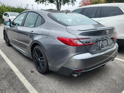 2026 Toyota Camry Hybrid SE