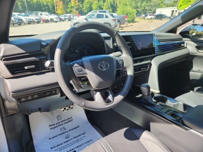 2025 Toyota Camry Hybrid XSE