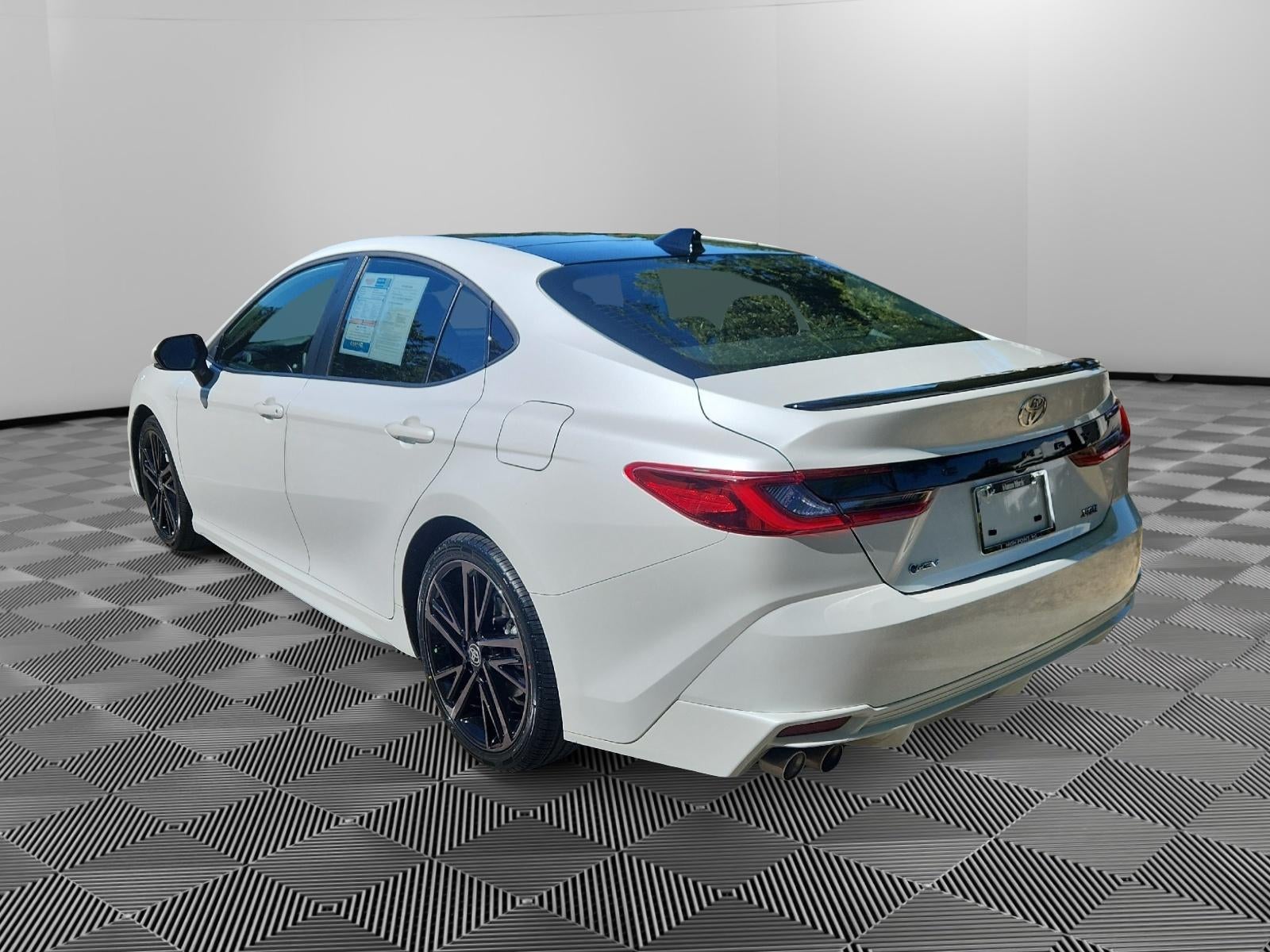 2025 Toyota Camry Hybrid XSE