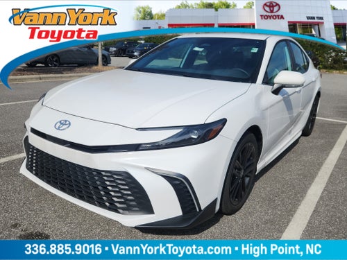 2026 Toyota Camry Hybrid SE