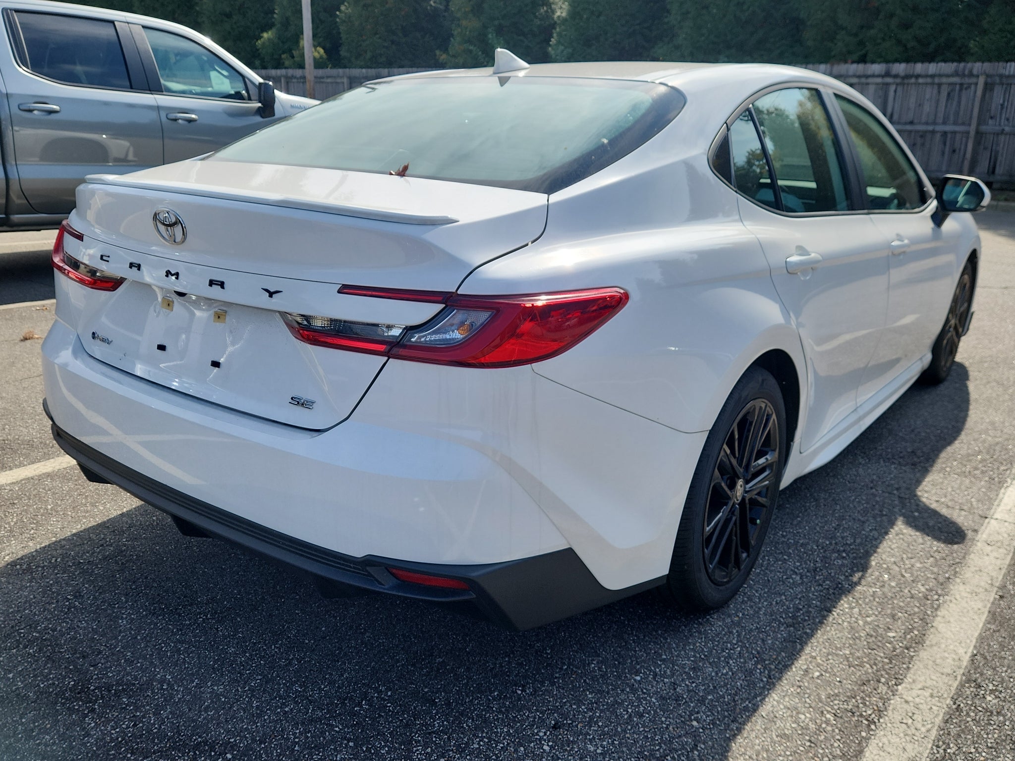 2026 Toyota Camry Hybrid SE