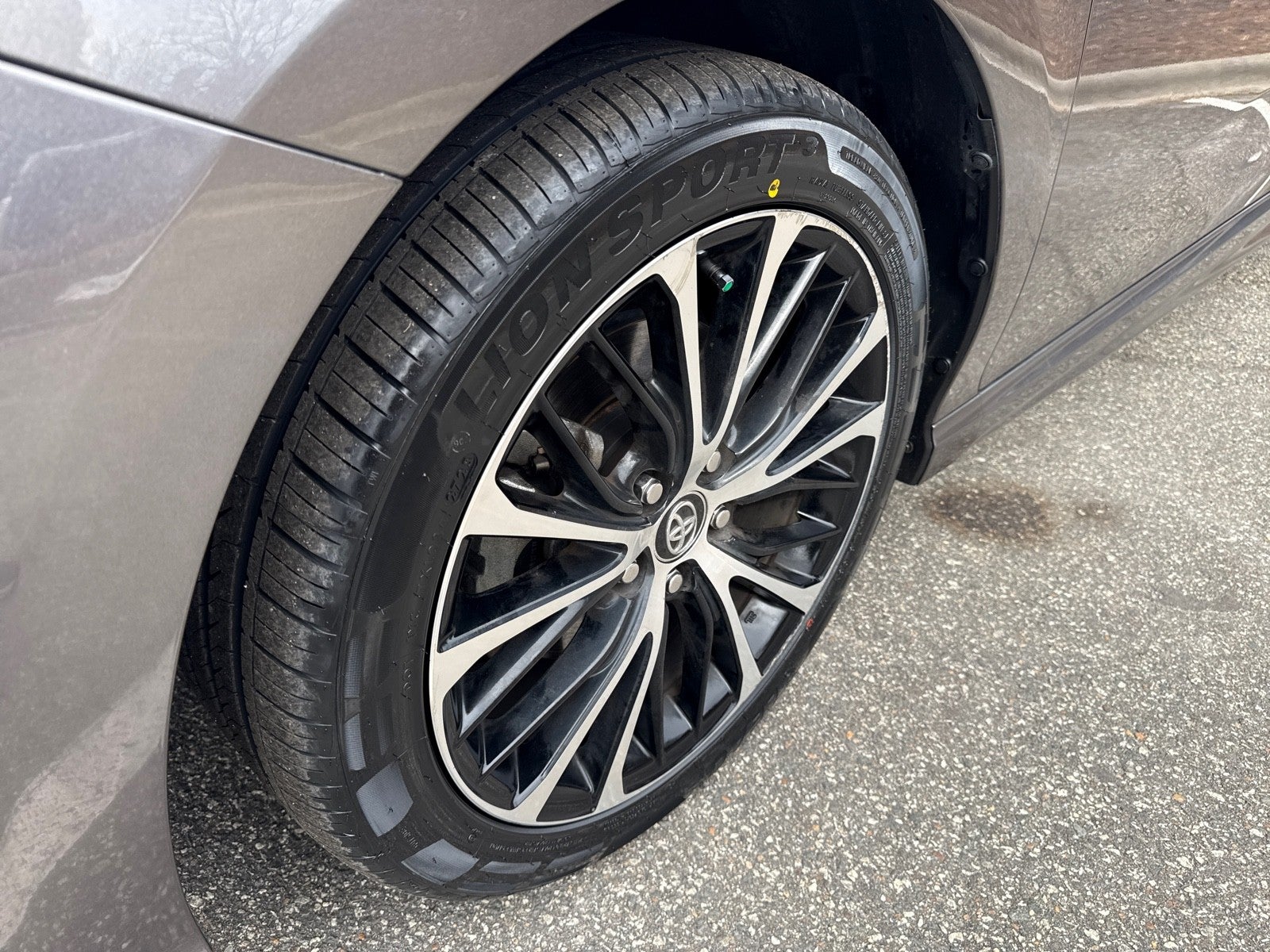 2020 Toyota Camry SE