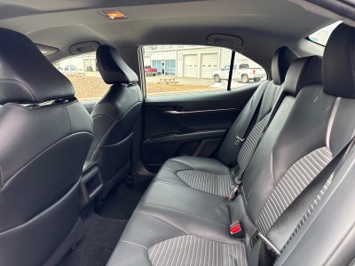 2020 Toyota Camry SE