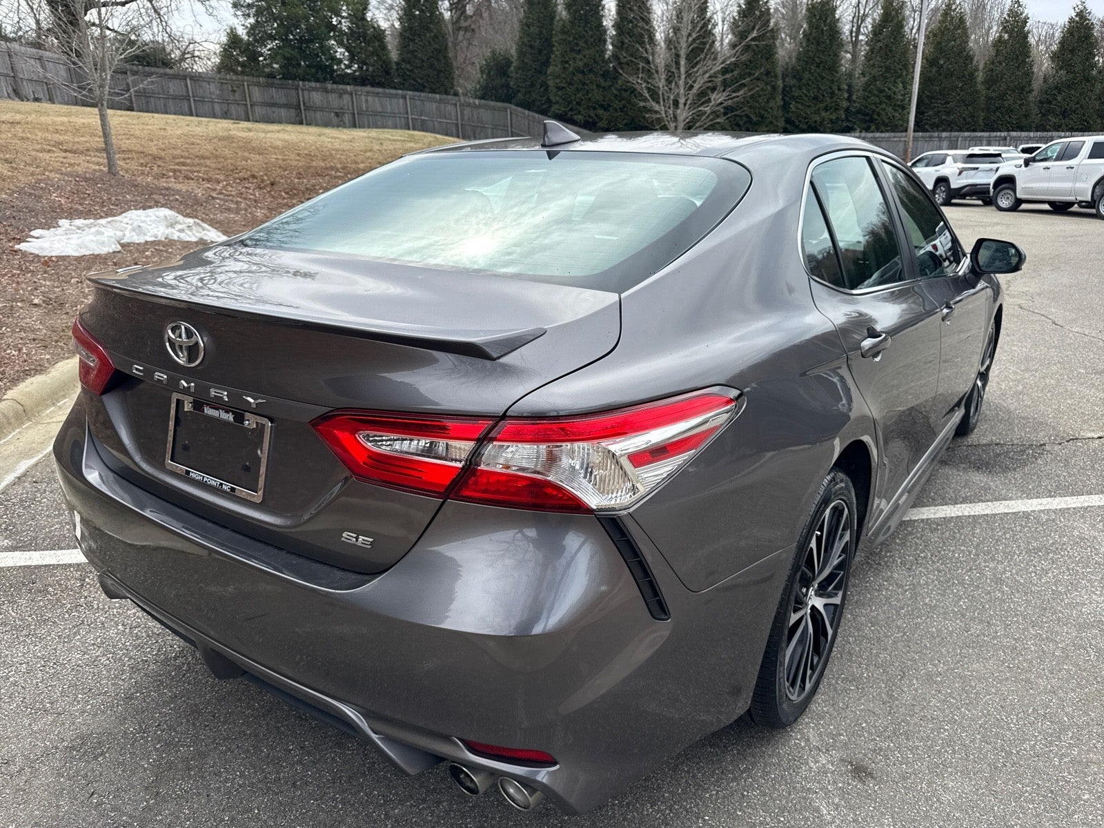 2020 Toyota Camry SE