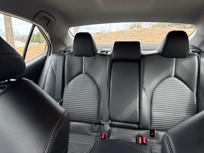 2020 Toyota Camry SE