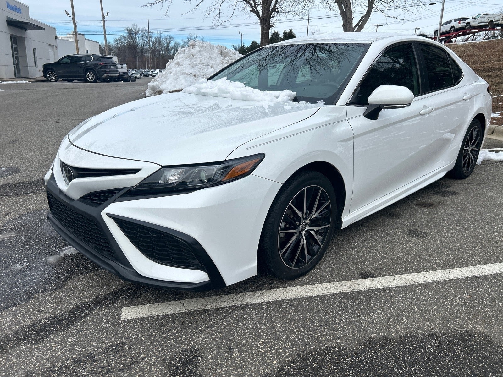 2023 Toyota Camry SE