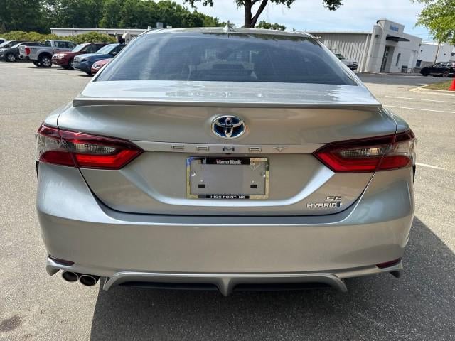 2022 Toyota Camry Hybrid SE