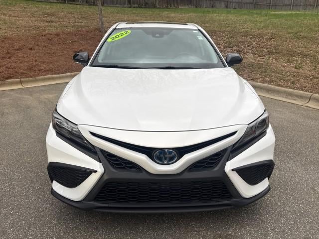 2022 Toyota Camry Hybrid SE