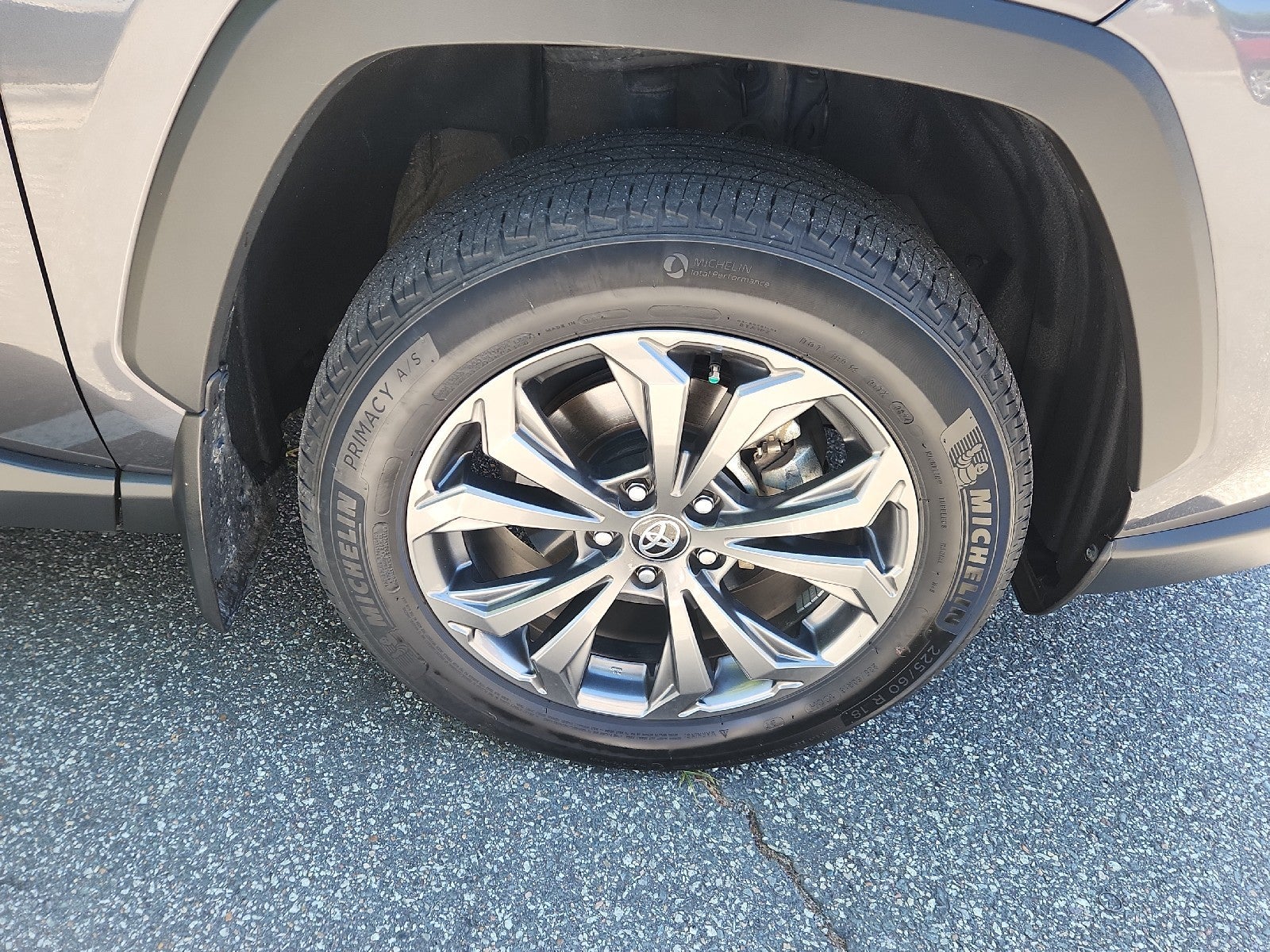 2024 Toyota RAV4 Hybrid XLE Premium