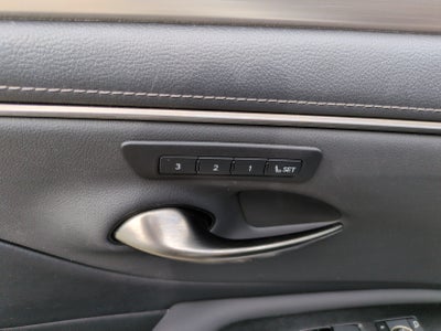 2023 Lexus ES ES 350 F SPORT Handling