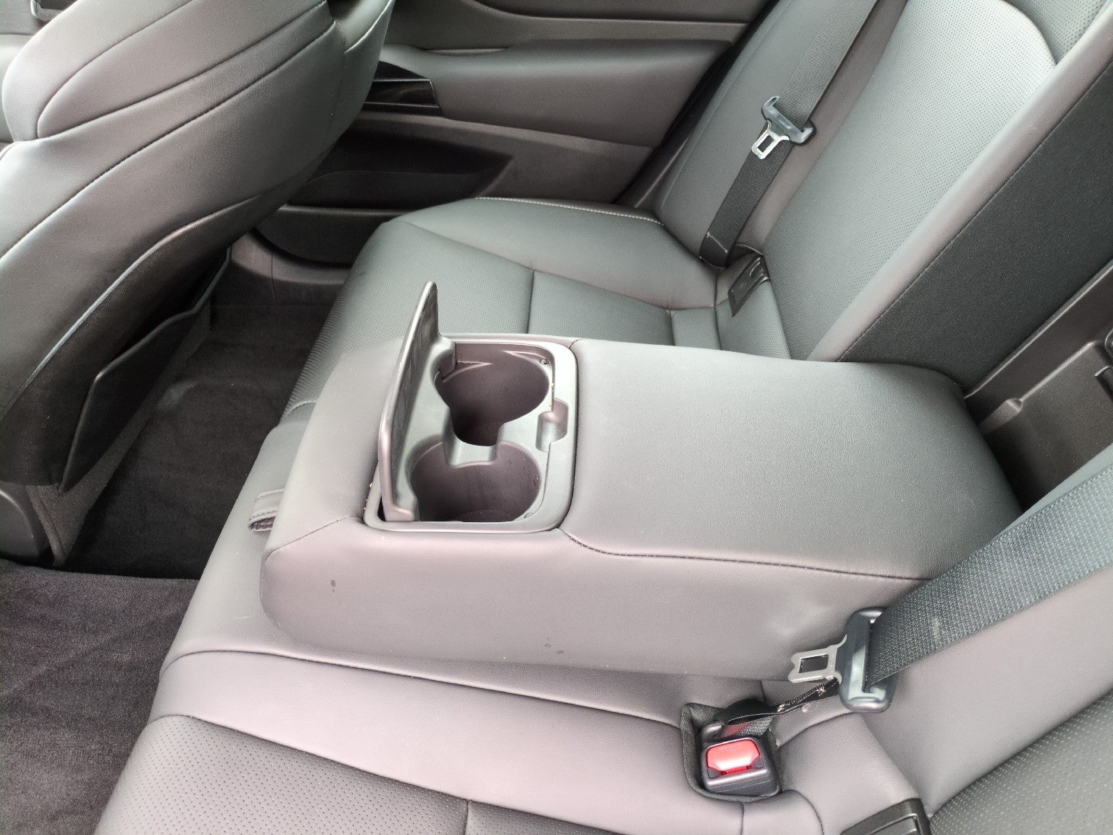 2023 Lexus ES ES 350 F SPORT Handling