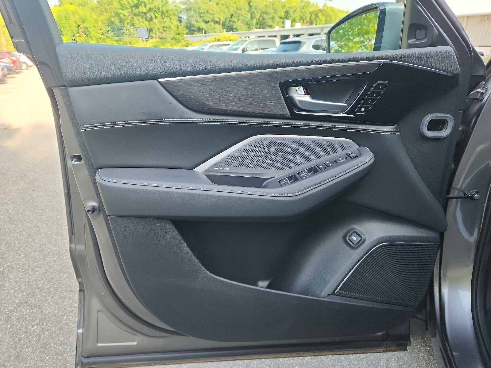 2025 Acura MDX w/Advance Package