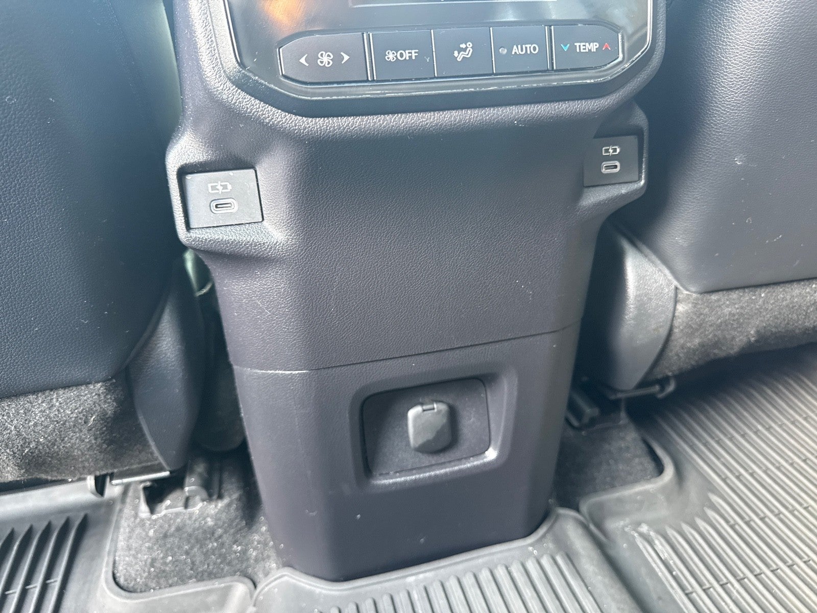 2024 Toyota Grand Highlander Hybrid XLE