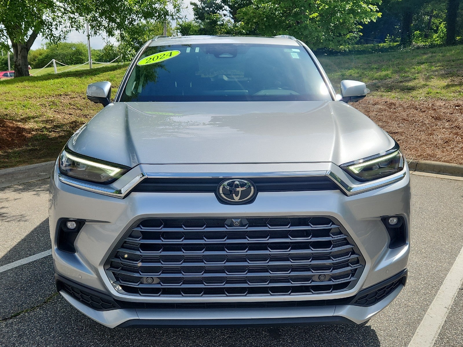 2024 Toyota Grand Highlander Hybrid MAX Platinum