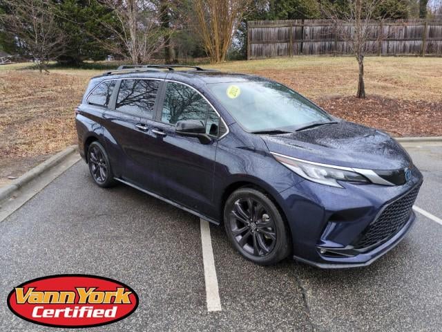 2022 Toyota Sienna XSE