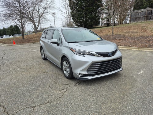 2023 Toyota Sienna Platinum