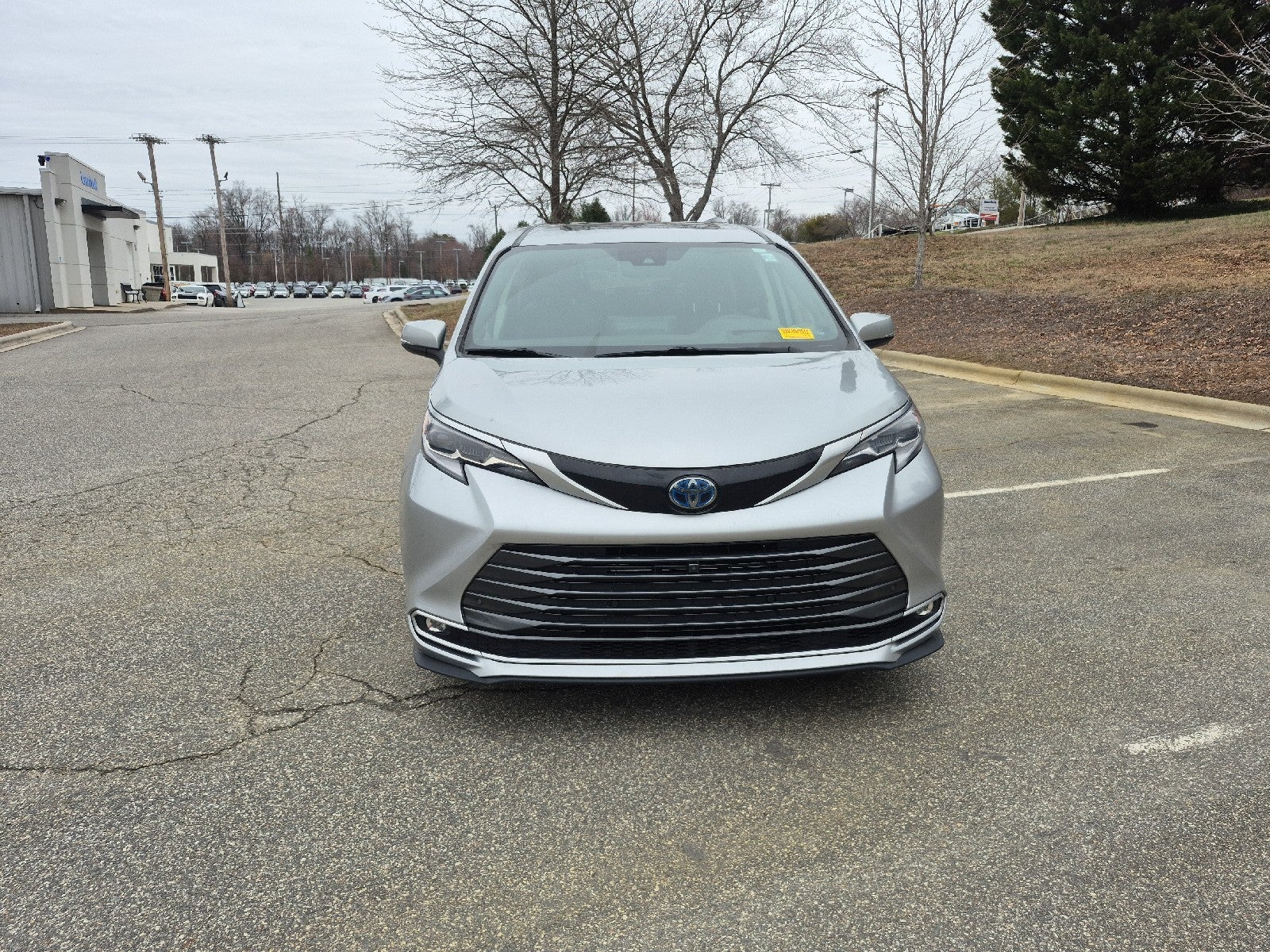 2023 Toyota Sienna Platinum